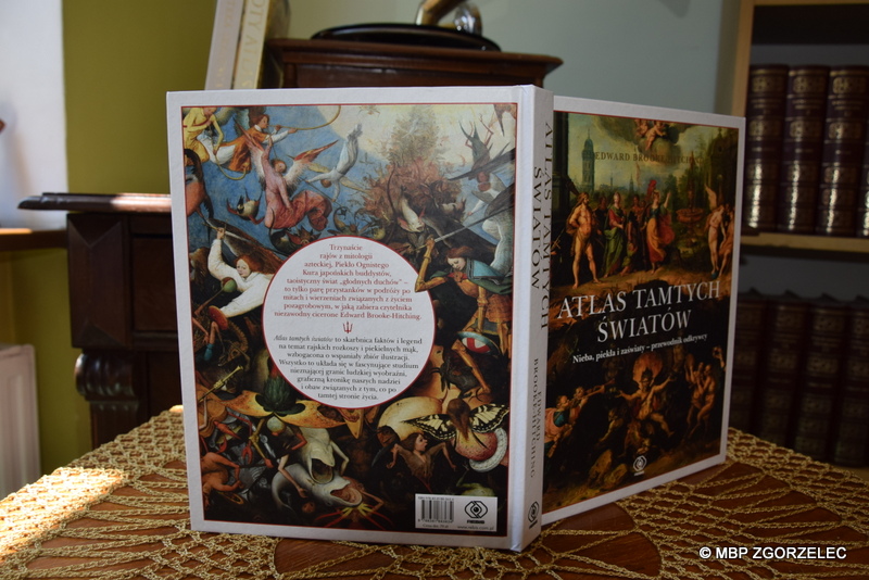 Okładka książki "Atlas tamtych światów. Nieba, piekła i zaświaty. Przewodnik odkrywcy" Edwarda Brooke-Hitchinga.