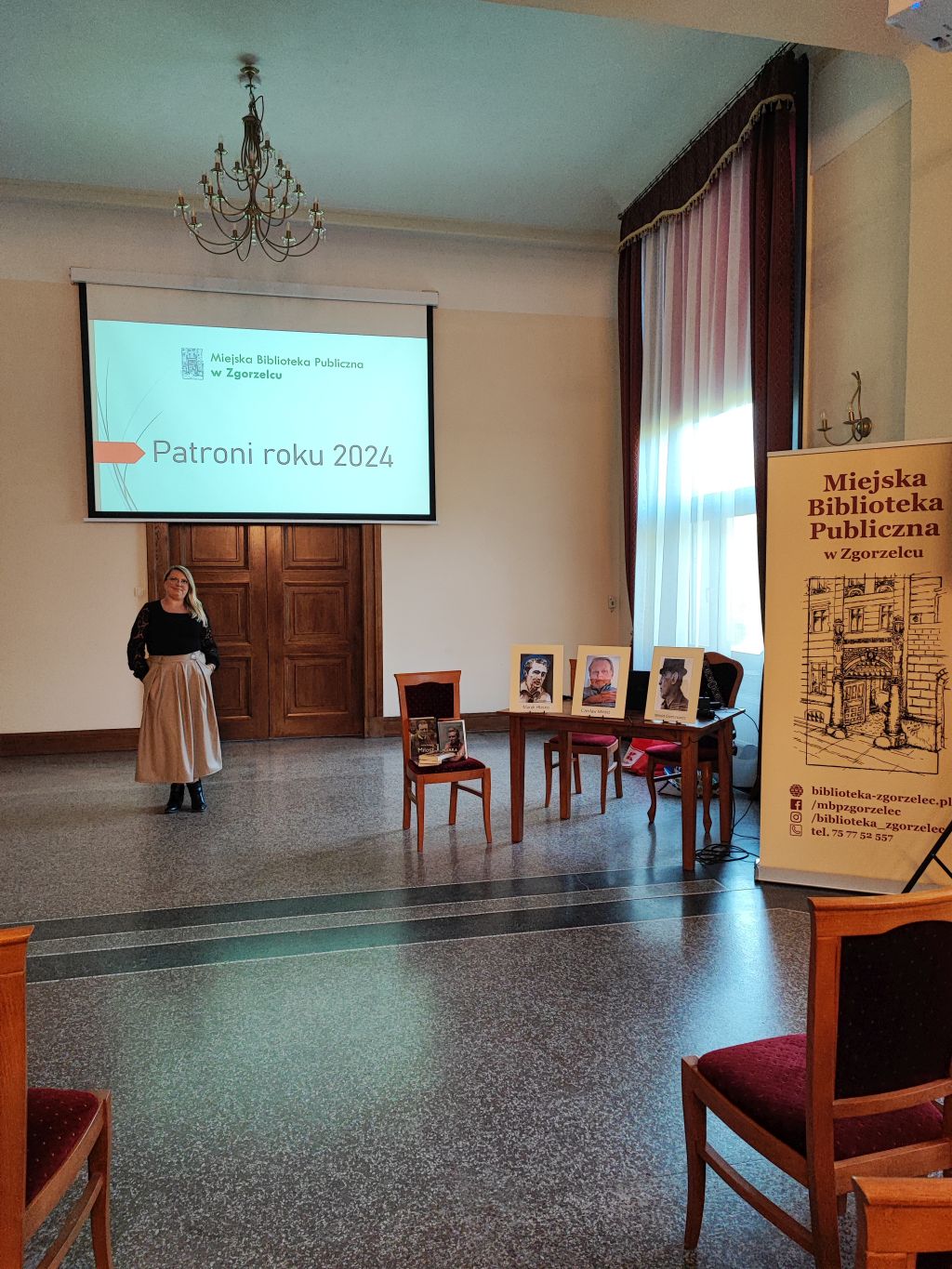 "Patroni Roku 2024" - prezentacja bibliotekarek Miejskiej Biblioteki Publicznej w Zgorzelcu na XXVII Dolnośląskim Festiwalu Nauki.