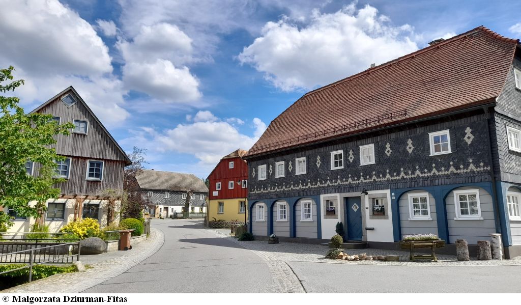 Domy przysłupowe w Obercunnersdorf.