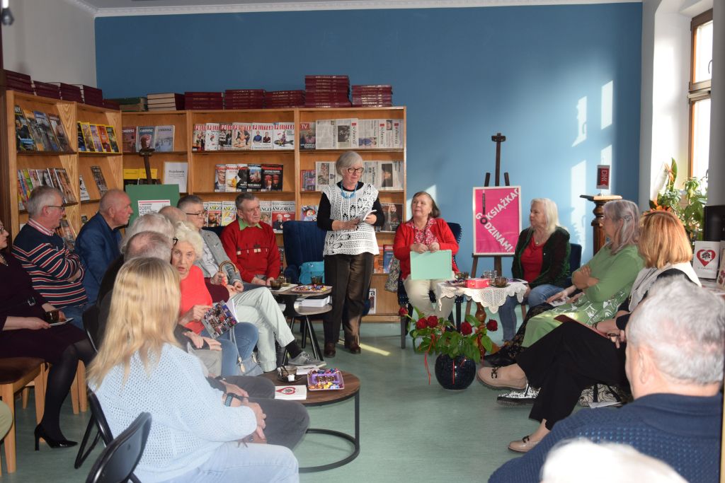 Spotkanie Dyskusyjnego Klubu Książki "Literiada" w&nbsp;Czytelni MBP.