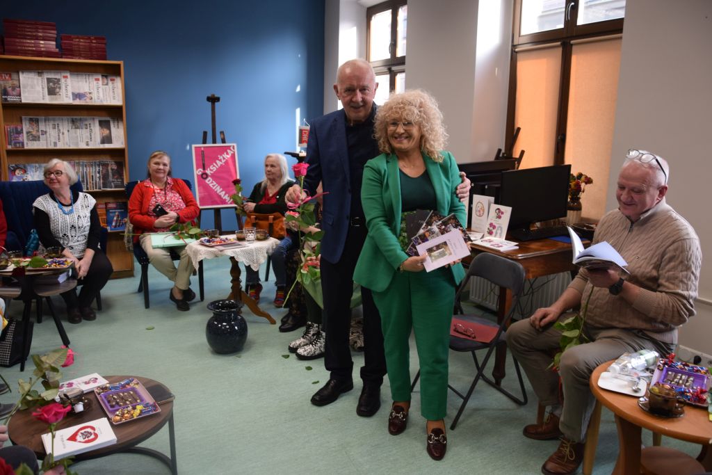 Spotkanie Dyskusyjnego Klubu Książki "Literiada" w&nbsp;Czytelni MBP.